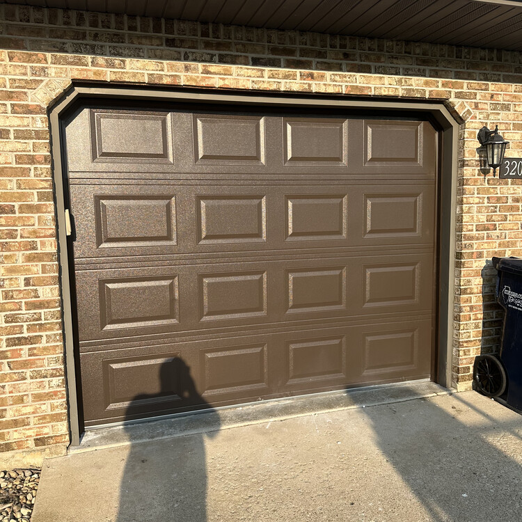 Overhead doors in Morris, IL