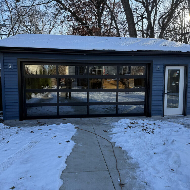Overhead doors in Morris, IL